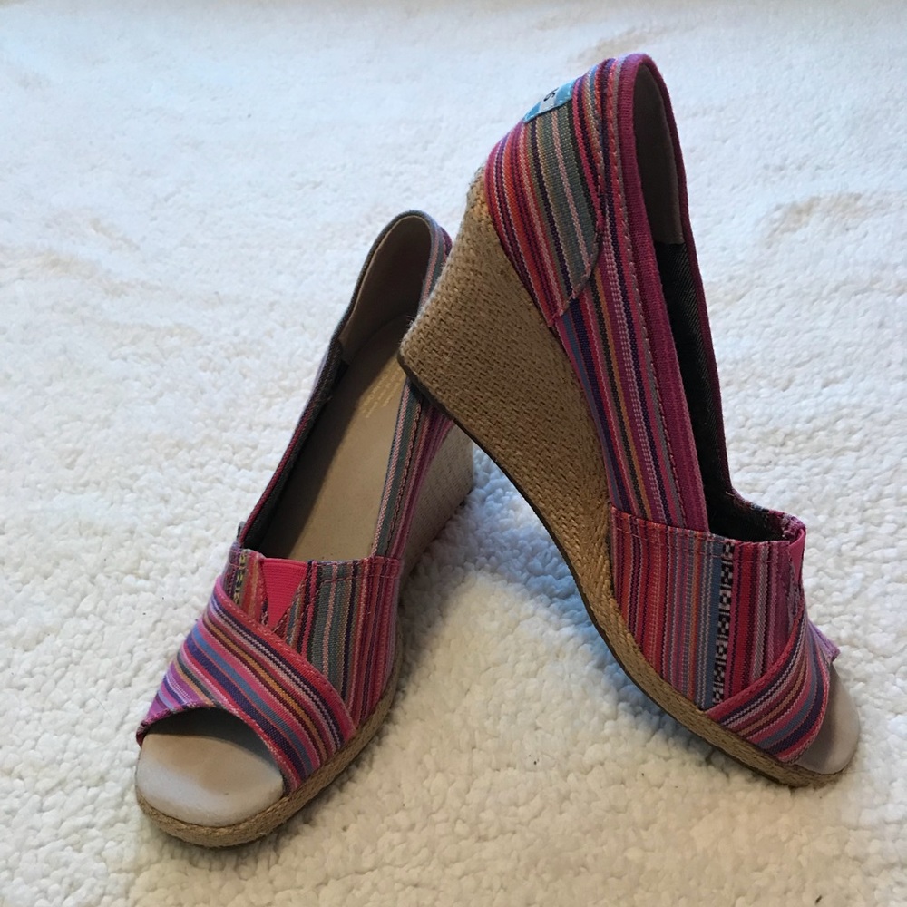 Toms peep toe wedges